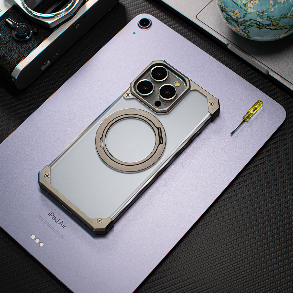 Shetchix Mecha Assembled Magnetic Fulcrum Bracket Case 15proMax Aluminum Alloy iPhone Case High-end Metal Simple Half case